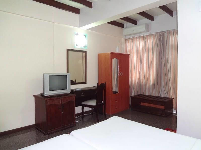 Hotel The Park House Malé Exterior foto